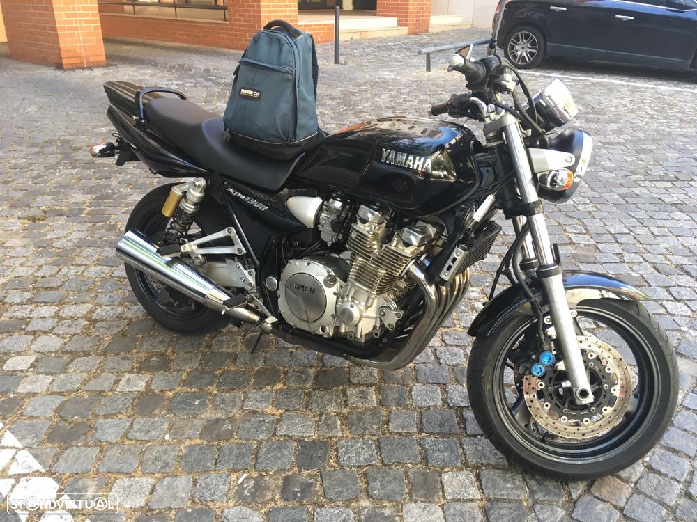 Yamaha XJR - 1