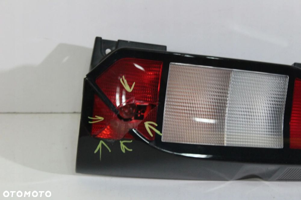 LAMPA PRAWA TYŁ VW CADDY 2K7 WKŁAD OE 2K7945096A - 2