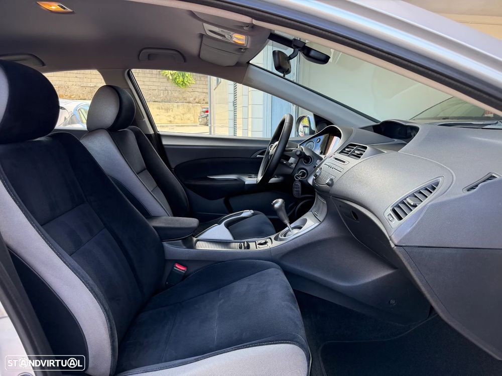Honda Civic 1.4 Sport - 15