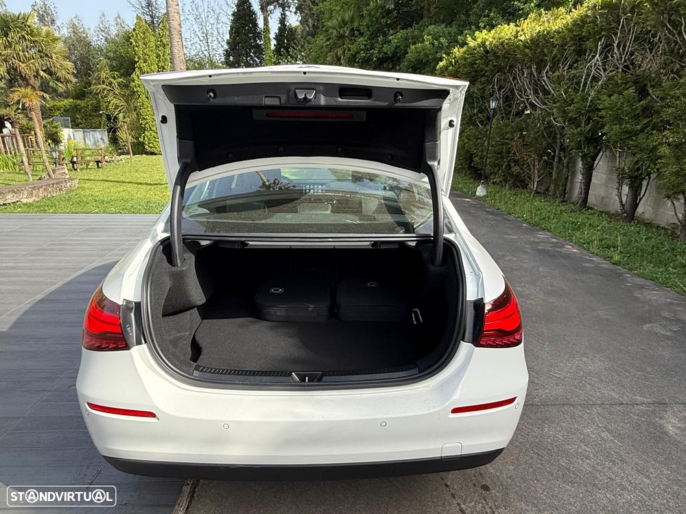 Mercedes-Benz A 250 Limousine e - 5