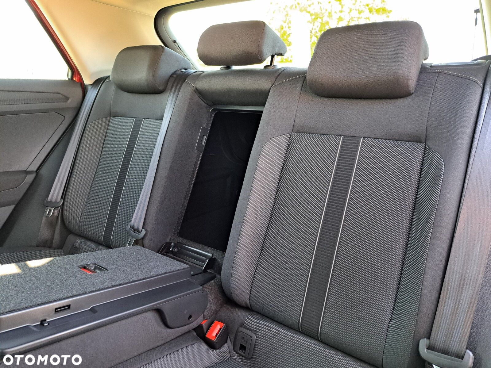 Volkswagen T-Roc 1.5 TSI Life Plus DSG - 35