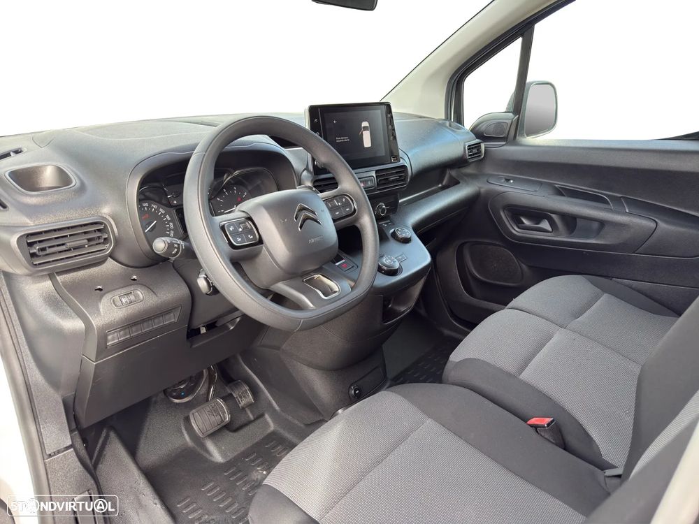 Citroën Berlingo 1.2 PureTech 130cv EAT8 - 8