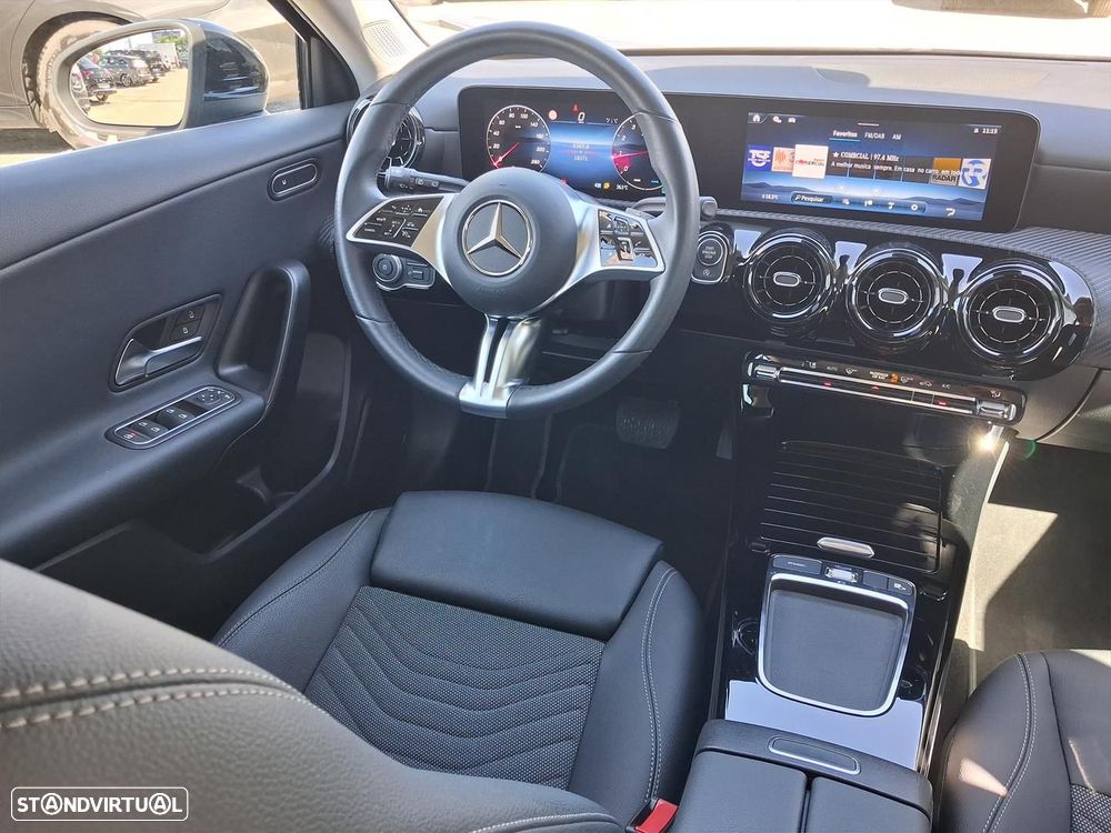 Mercedes-Benz A 200 Standard - 17
