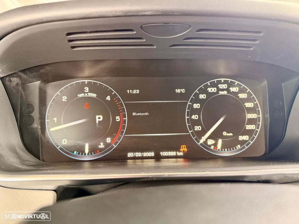 Land Rover Range Rover Sport 3.0 SDV6 HSE Dynamic — fotografia 28