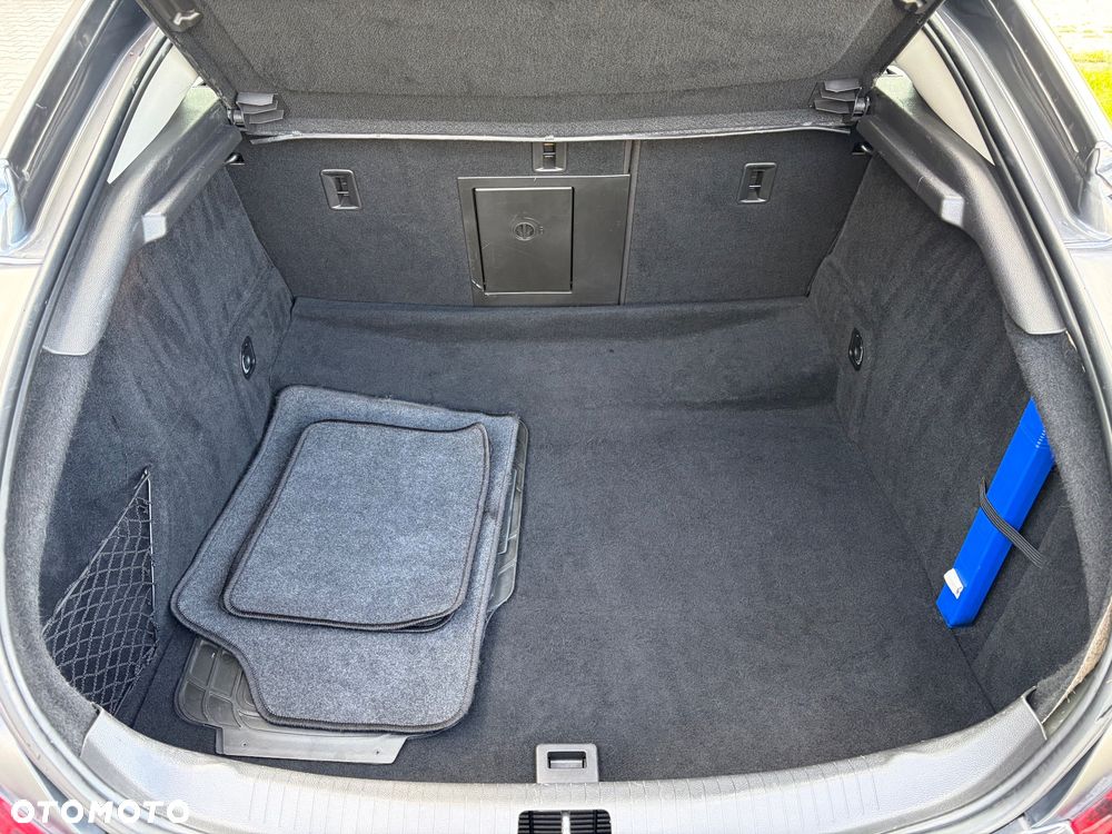 Opel Insignia 2.0 CDTI 150 Jahre - 40