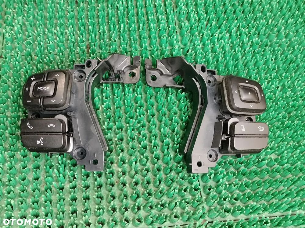 LEXUS NX 17-21r Przycisk Sterowania Kierownicy - 1