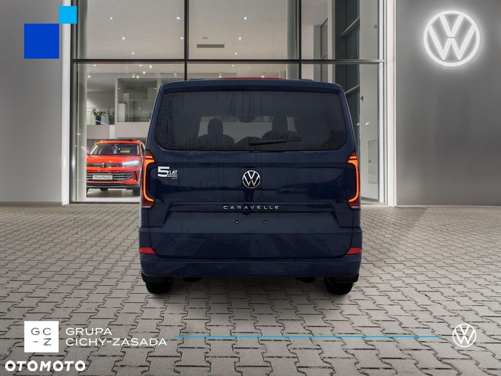 Volkswagen Nowa Caravelle Life silnik: 2,0 l TDI 150 KM / skrzynia biegów: 8-biegowa automatyczna rozstaw osi: 3500 mm   Rozsz. - 4