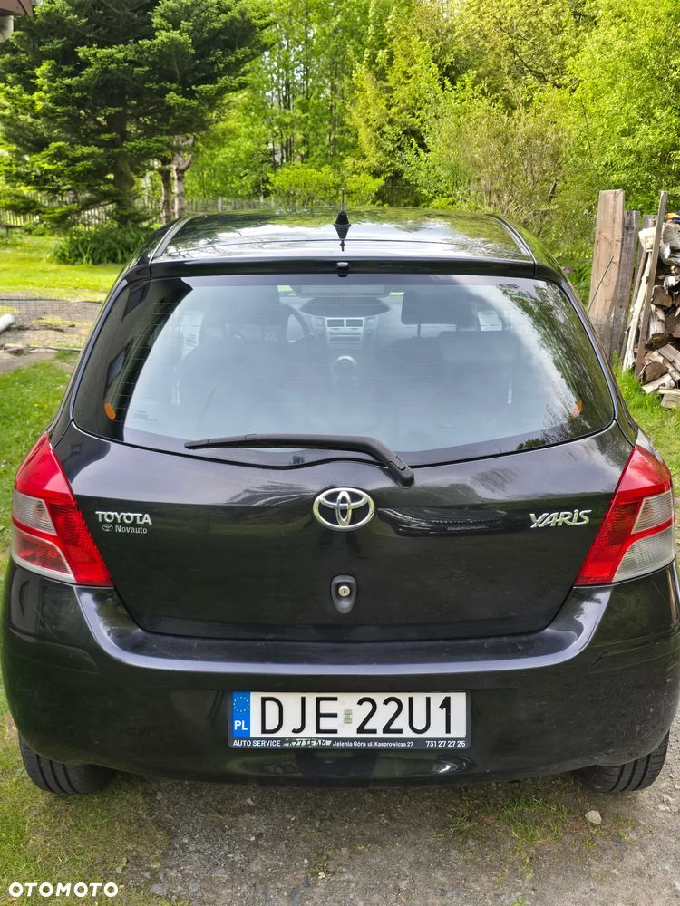Toyota Yaris - 2