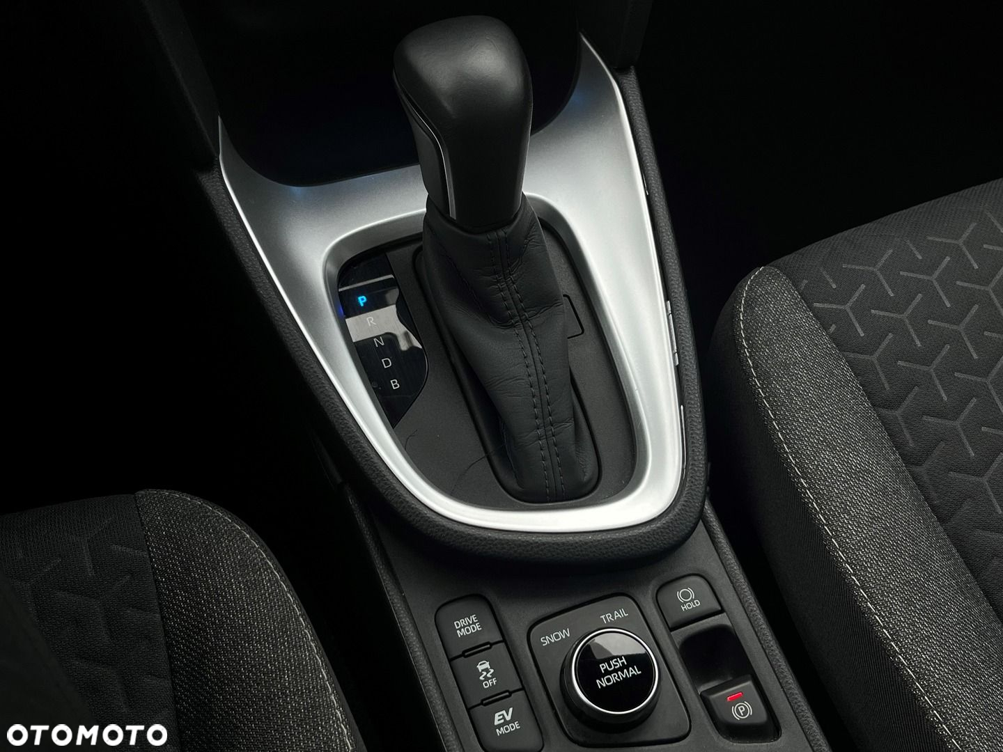 Toyota Yaris Cross - 21