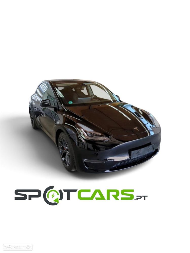 Tesla Model Y Performance Dual Motor AWD - 1