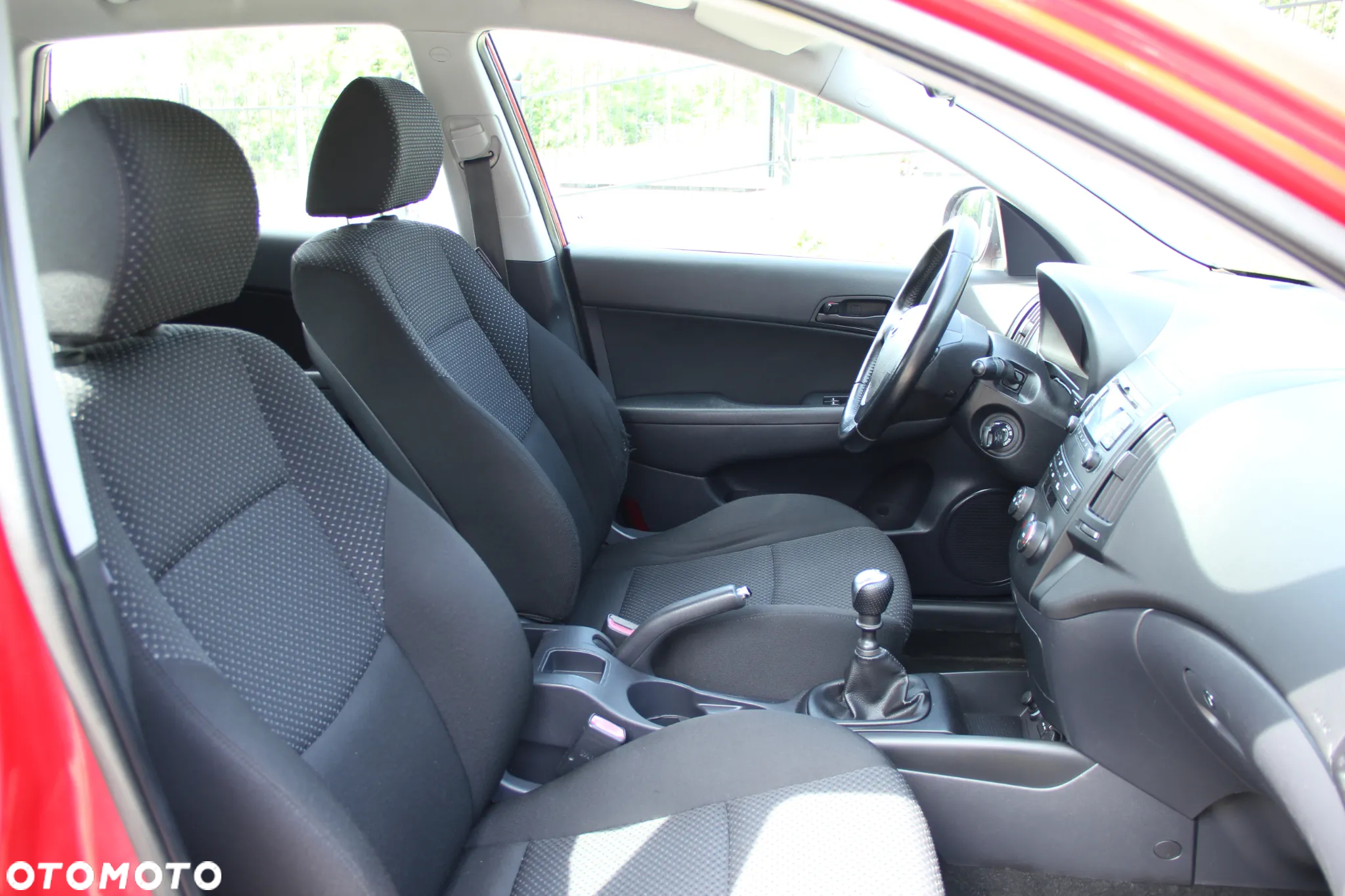 Hyundai i30 1.6 Classic + - 26