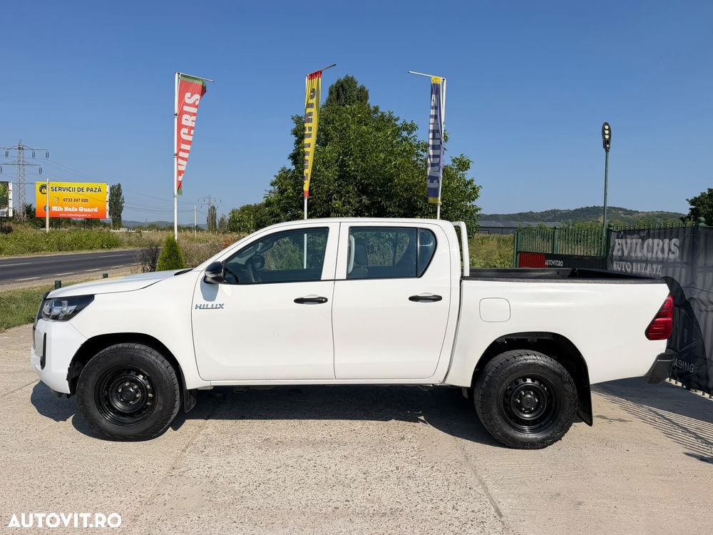 Toyota Hilux 2.4D 150CP 4x4 Double Cab 6MT Style - 6