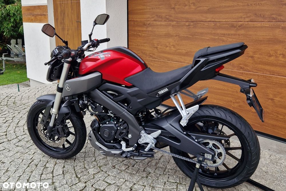 Yamaha MT - 17