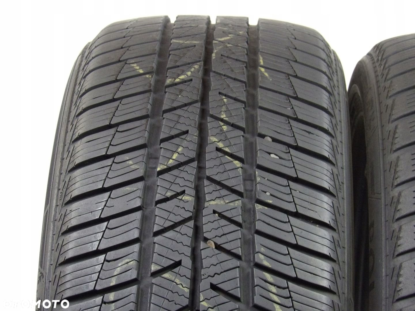 2x opony 215/50R18 BARUM POLARIS 5 - 2