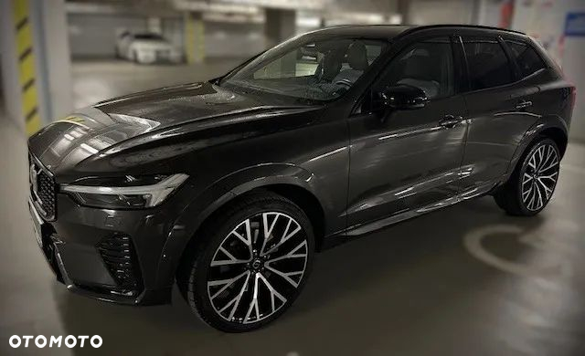 Volvo XC 60 B5 B AWD R-Design - 28