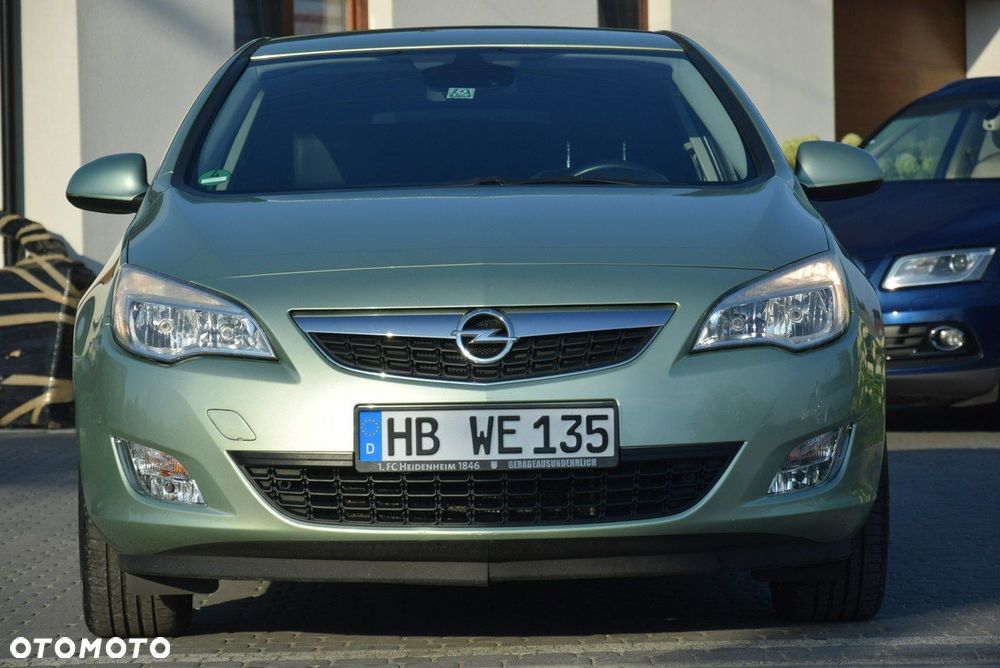 Opel Astra 1.4 Turbo Design Edition - 3