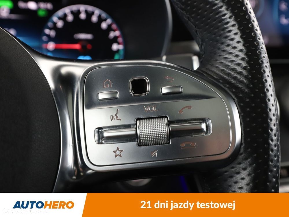 Mercedes-Benz GLC - 31