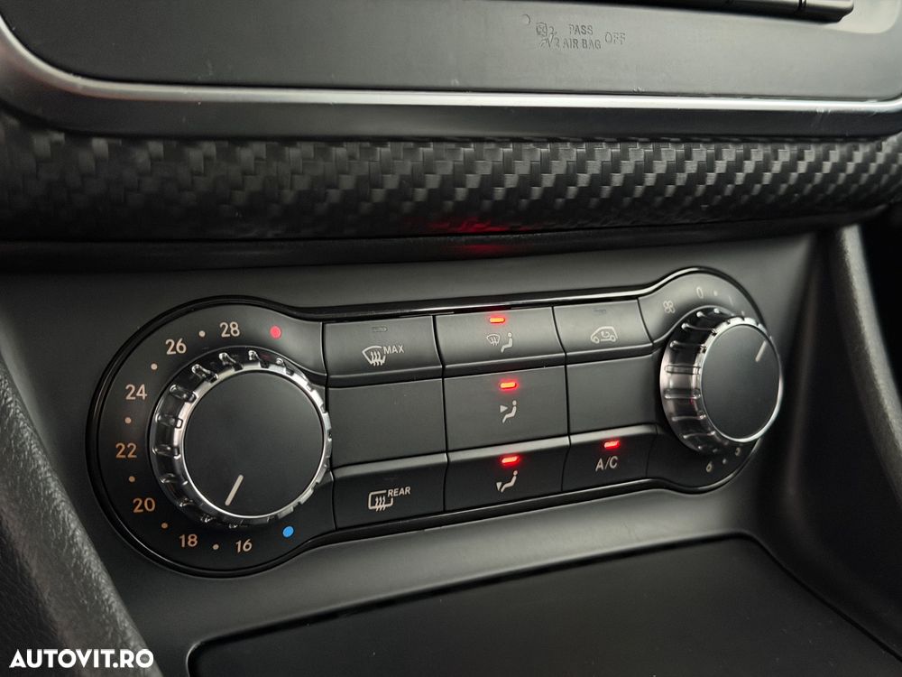 Mercedes-Benz A 180 CDI 7G-DCT AMG Line - 22