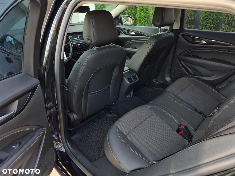 Opel Insignia 2.0 T 4x4 Elite S&S - 13