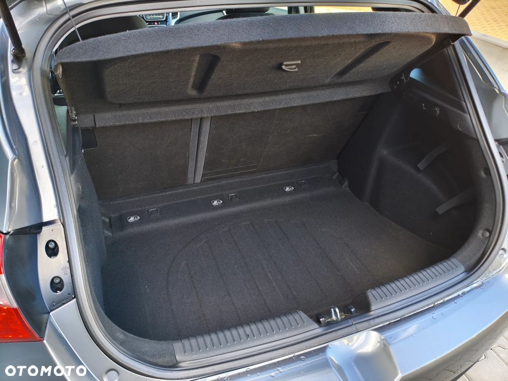 Hyundai i30 1.6 CRDI Trend - 25