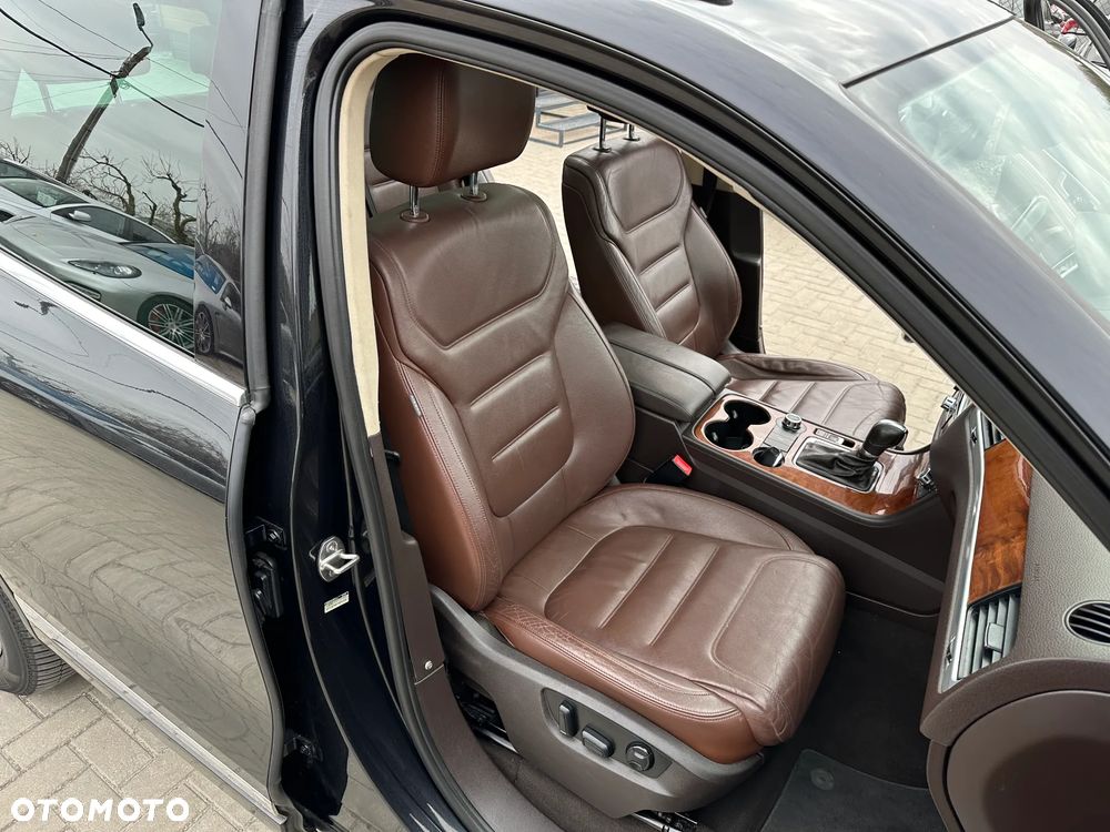 Volkswagen Touareg - 20