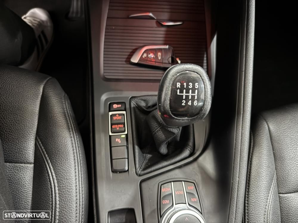 BMW X1 16 d sDrive Advantage - 35