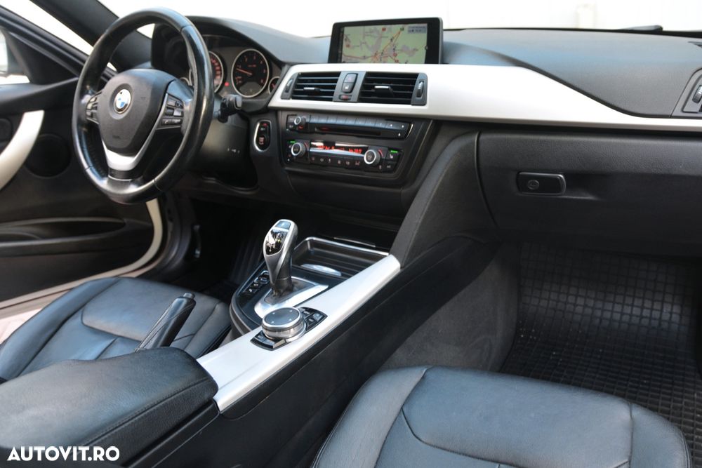 BMW Seria 3 320d Touring Aut. Blue Performance Sport Line - 10