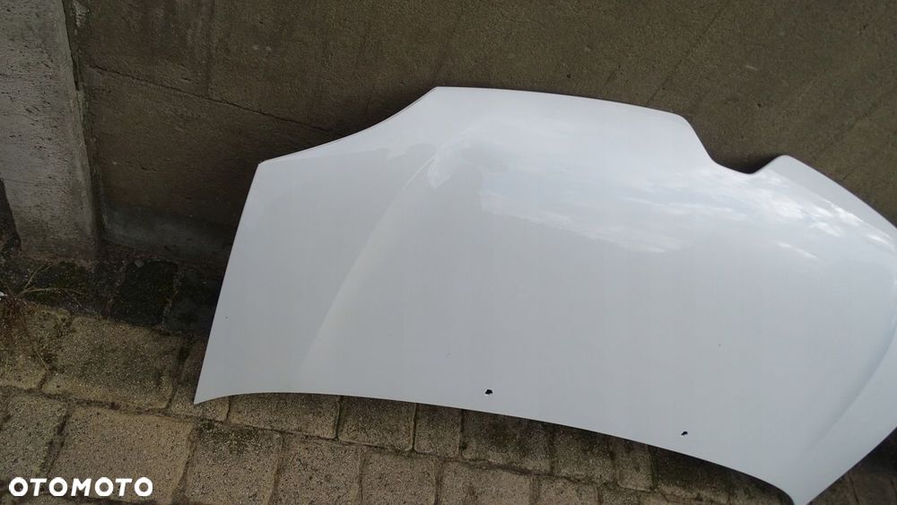 RENAULT TWINGO III - maska - 2