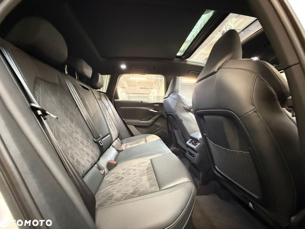 Audi Q6 e-tron - 25