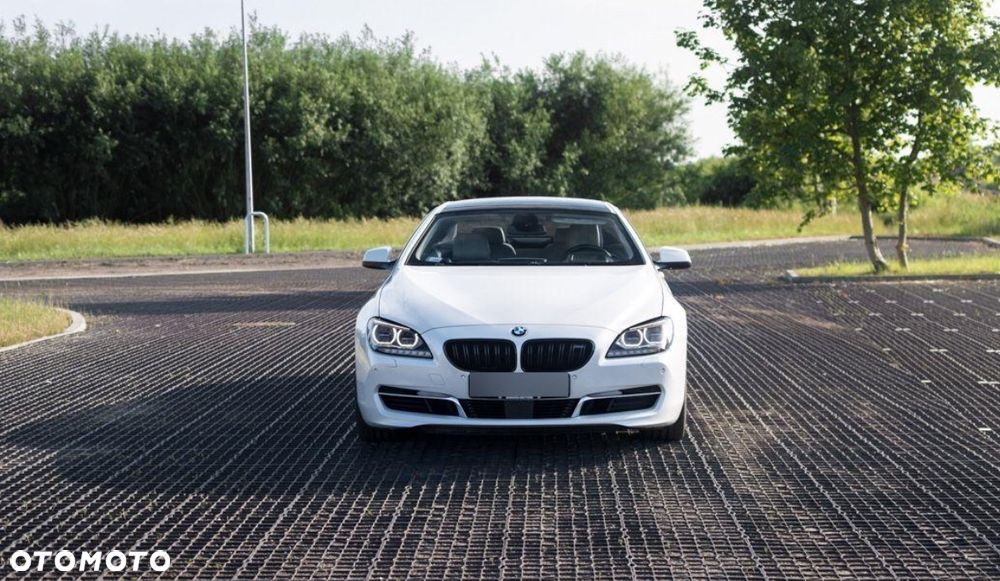 BMW Seria 6 650i - 6