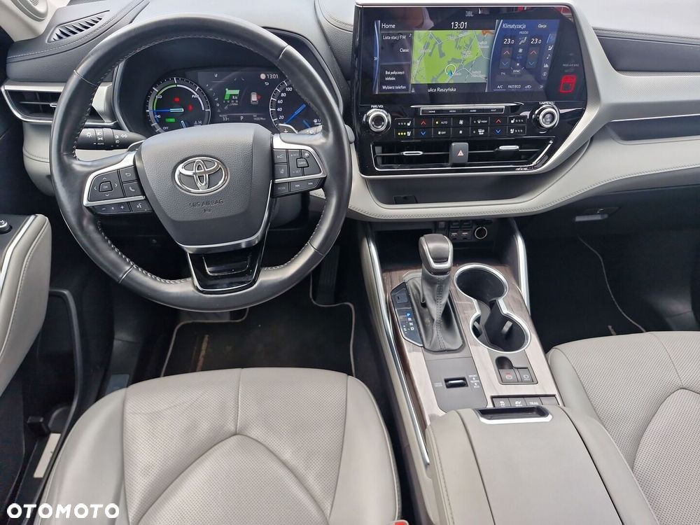 Toyota Highlander - 13