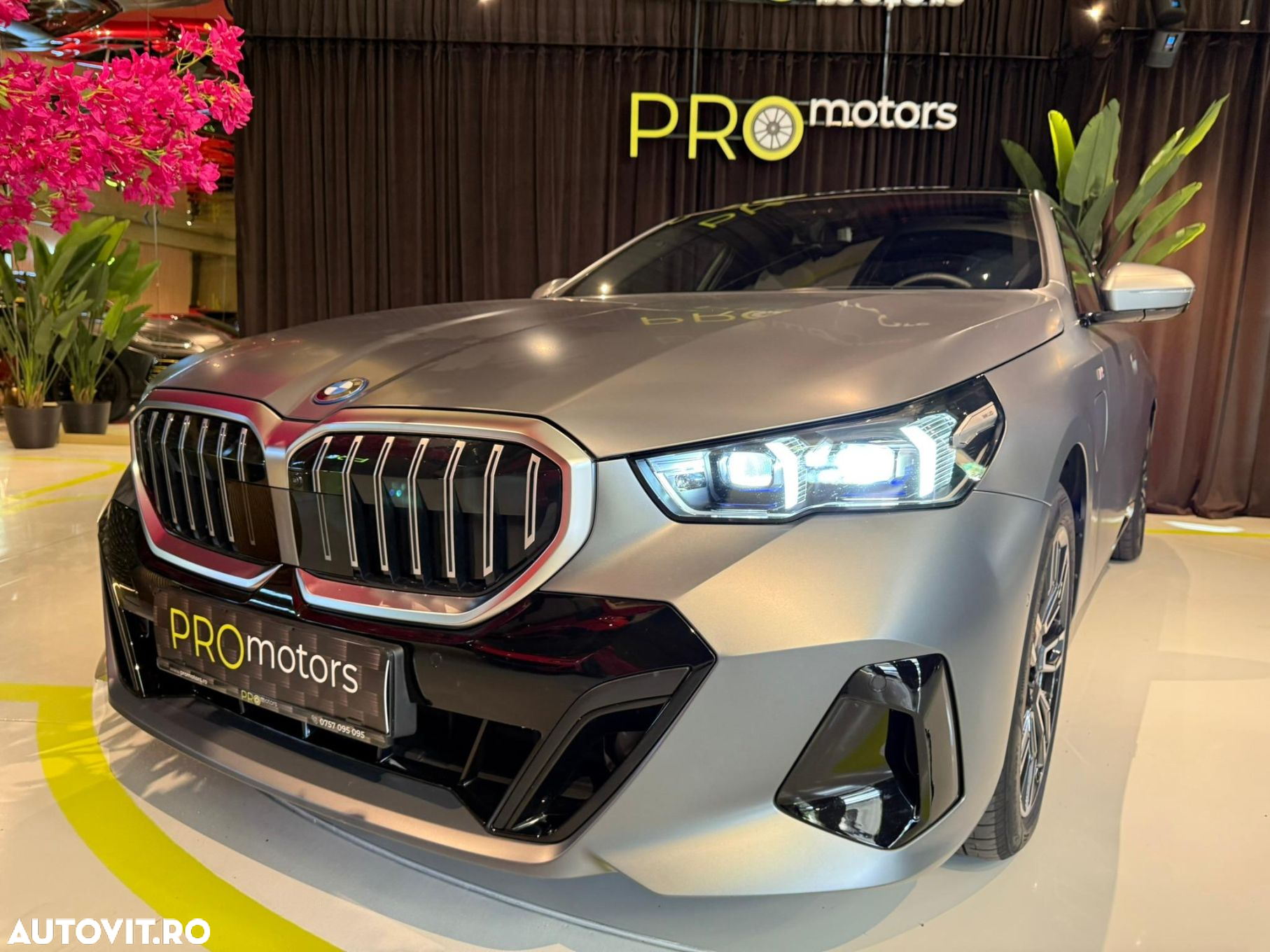 BMW Seria 5 550e xDrive AT PHEV - 23