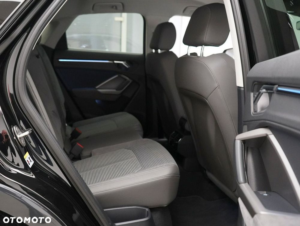 Audi Q3 Sportback - 27