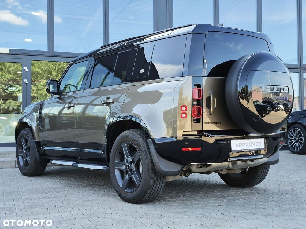 Land Rover Defender - 11