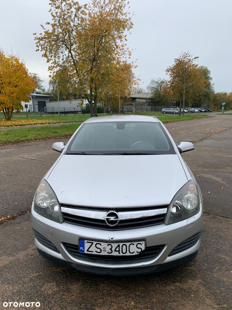 Opel Astra GTC 1.6 Cosmo - 5