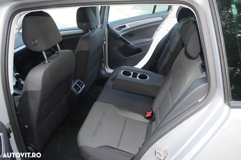 Volkswagen Golf Variant 2.0 TDI (BlueMotion Technology) Highline - 8