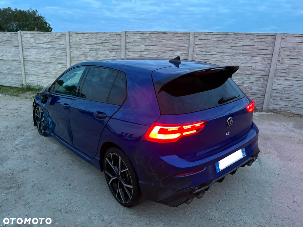 Volkswagen Golf - 38