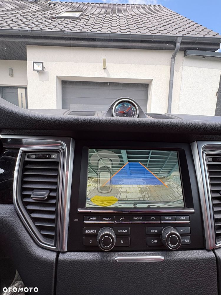 Porsche Macan S - 21