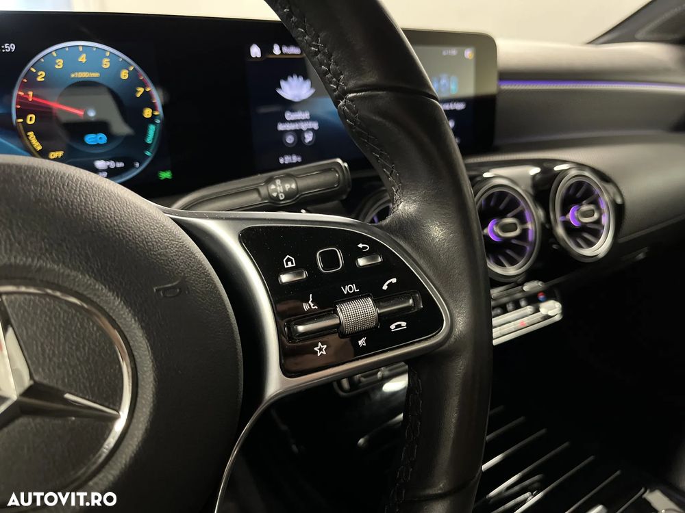 Mercedes-Benz A 250 e 8G-DCT Progressive - 18