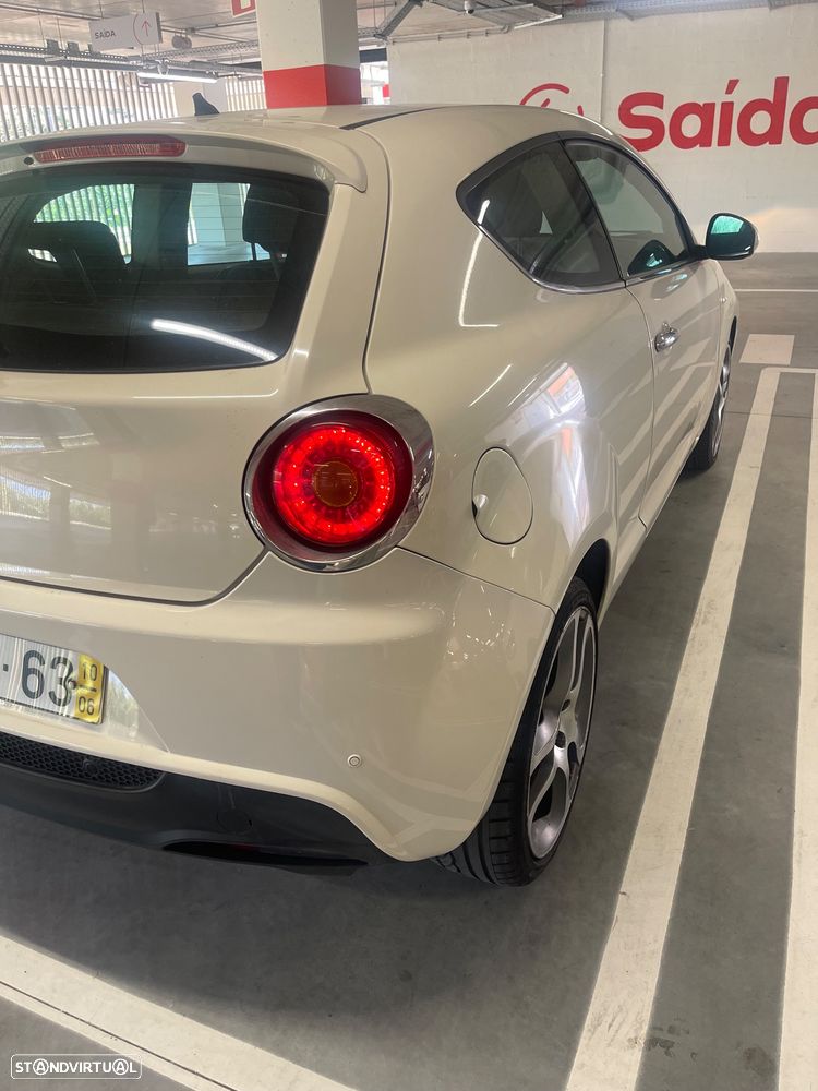 Alfa Romeo MiTo 1.6 JTD Distinctive - 5