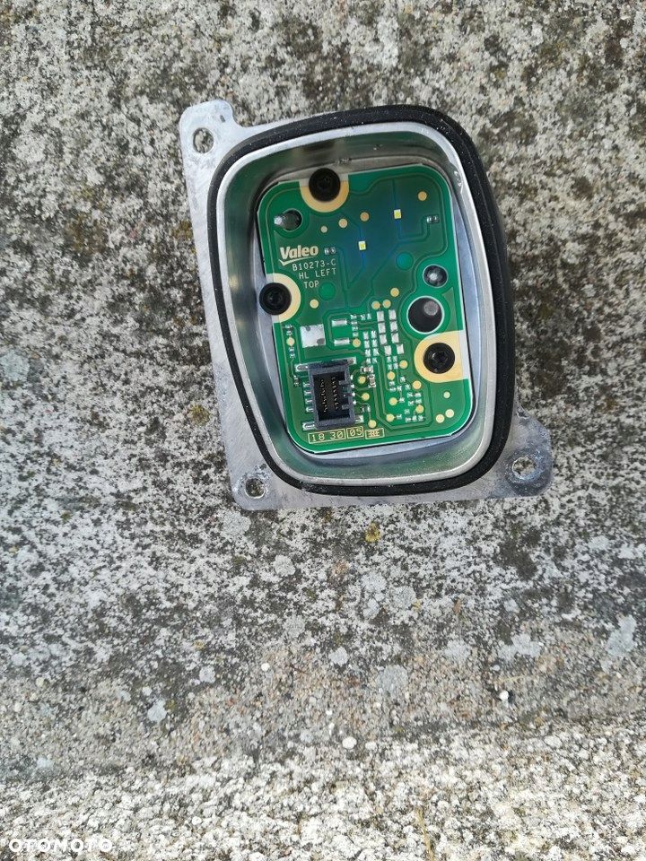 RENAULT TALISMAN PRZETWORNICA MODUŁ LED JEŻ LEWY - 1