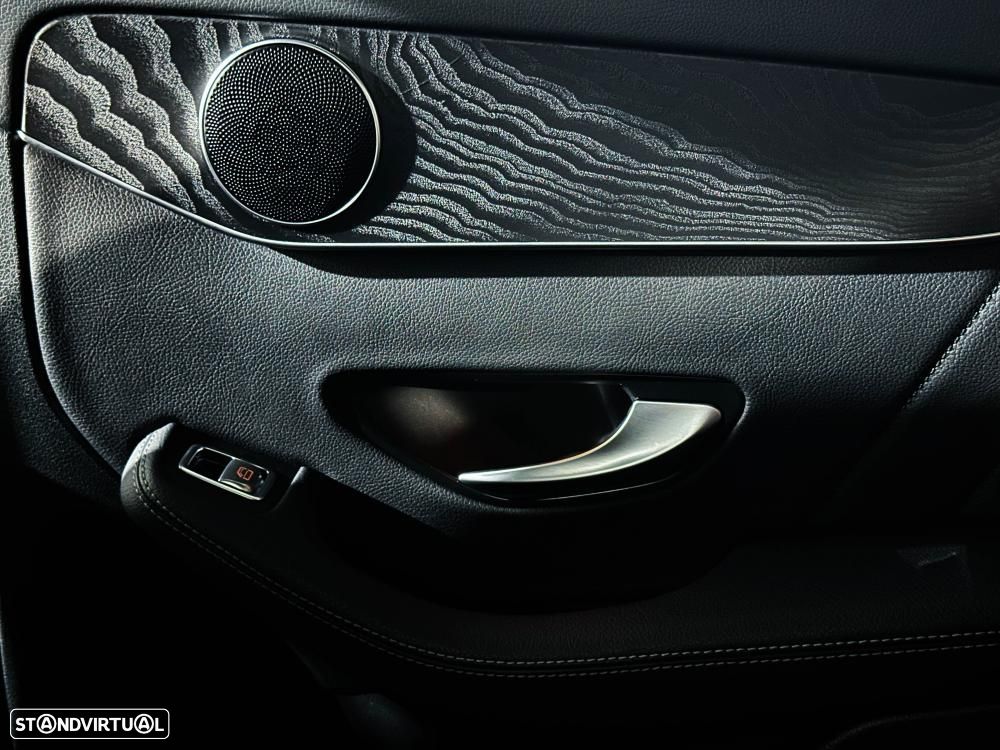 Mercedes-Benz GLC 300 e Coupe 4Matic 9G-TRONIC Edition AMG Line - 30