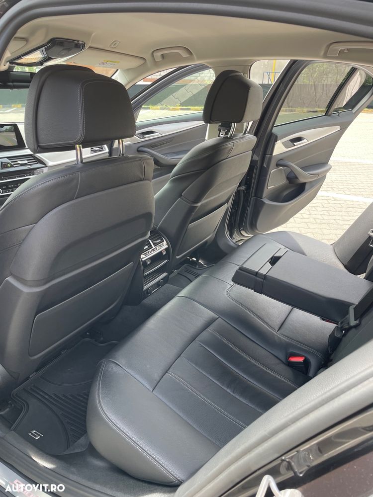 BMW Seria 5 520d xDrive AT - 5