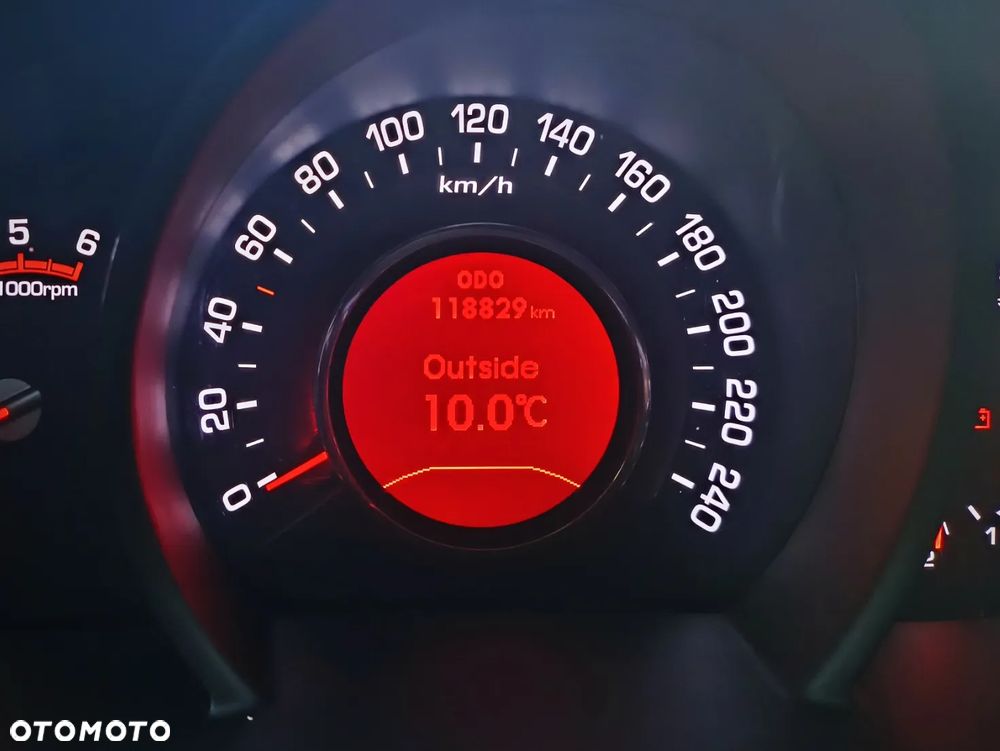 Kia Sportage 2.0 CRDI XL - 10