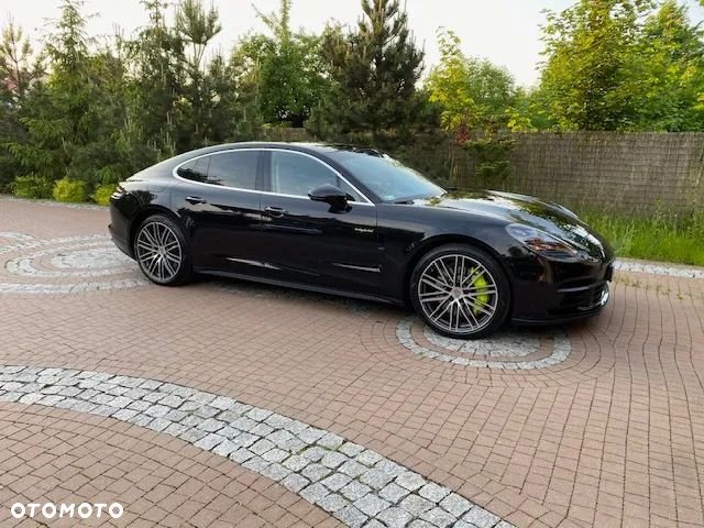 Porsche Panamera 4 E-Hybrid - 7