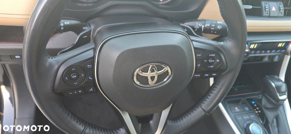 Toyota RAV4 - 11