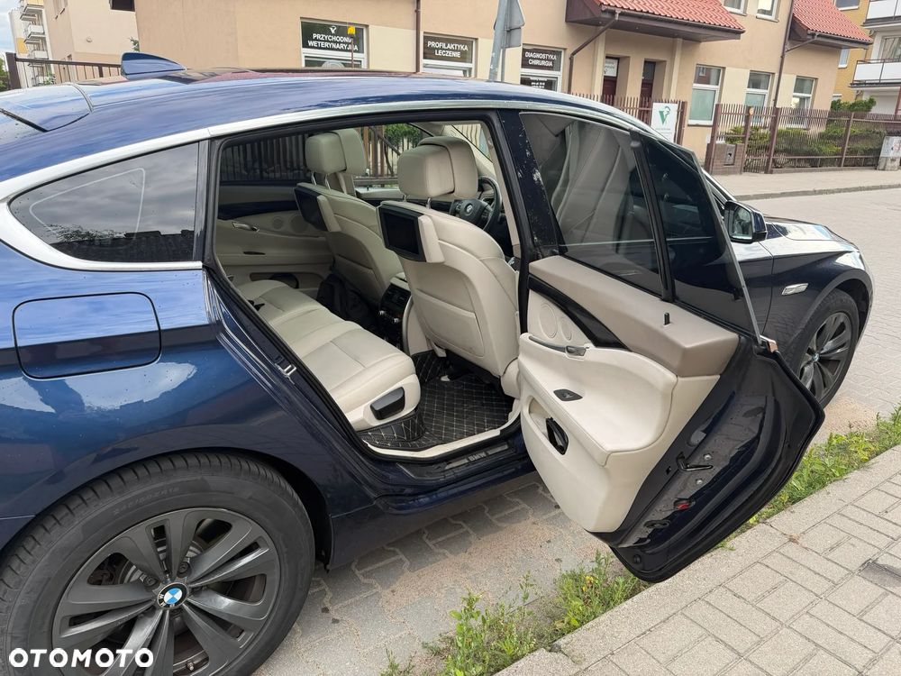 BMW 5GT 550i - 11