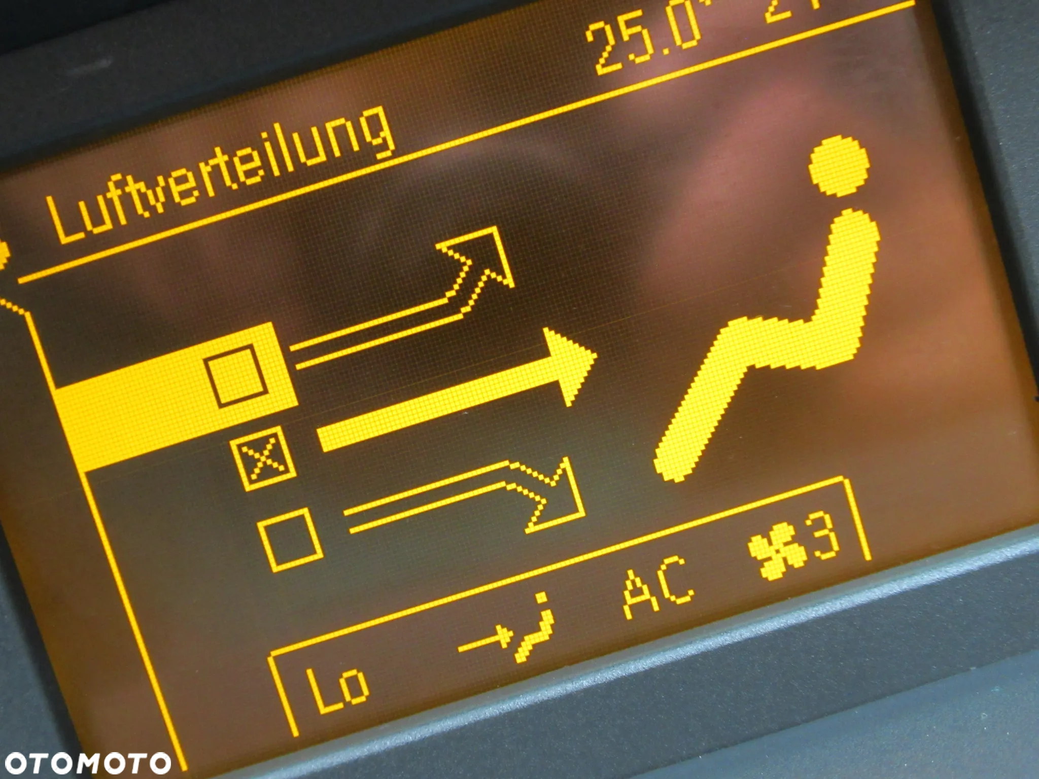 Opel Corsa 1.4 16V Active - 40
