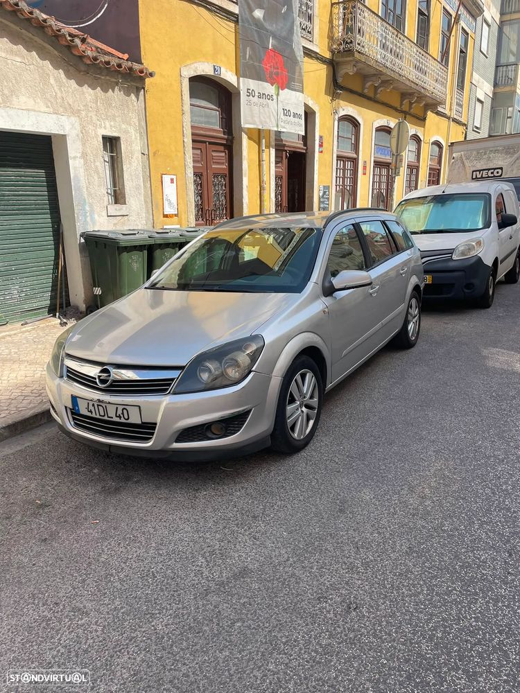 Opel Astra 1.3 CDTI Cosmo - 1
