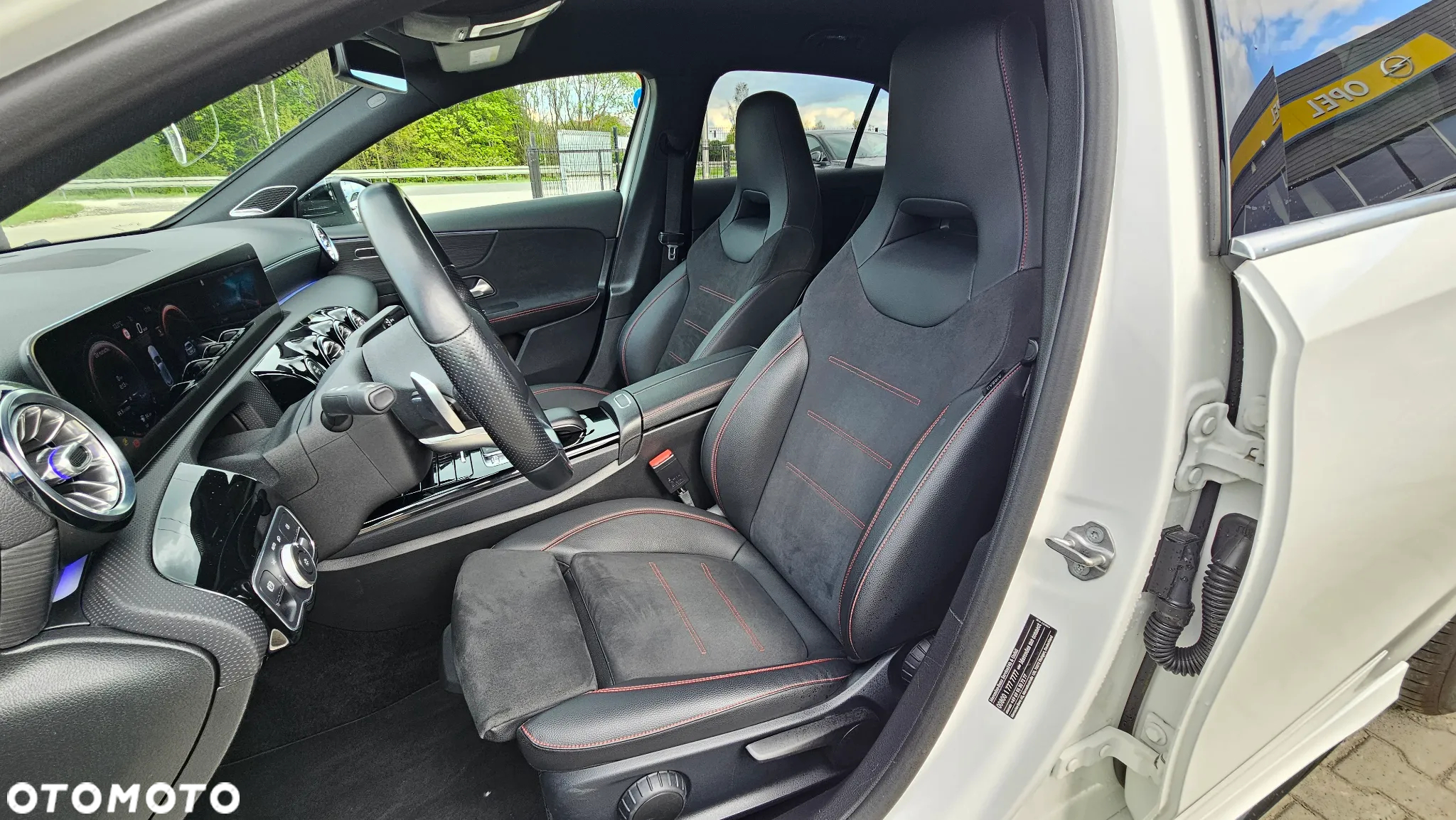 Mercedes-Benz Klasa A 220 d 4-Matic AMG Line 8G-DCT - 7